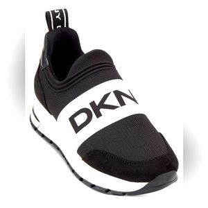Dkny slip on sneakers